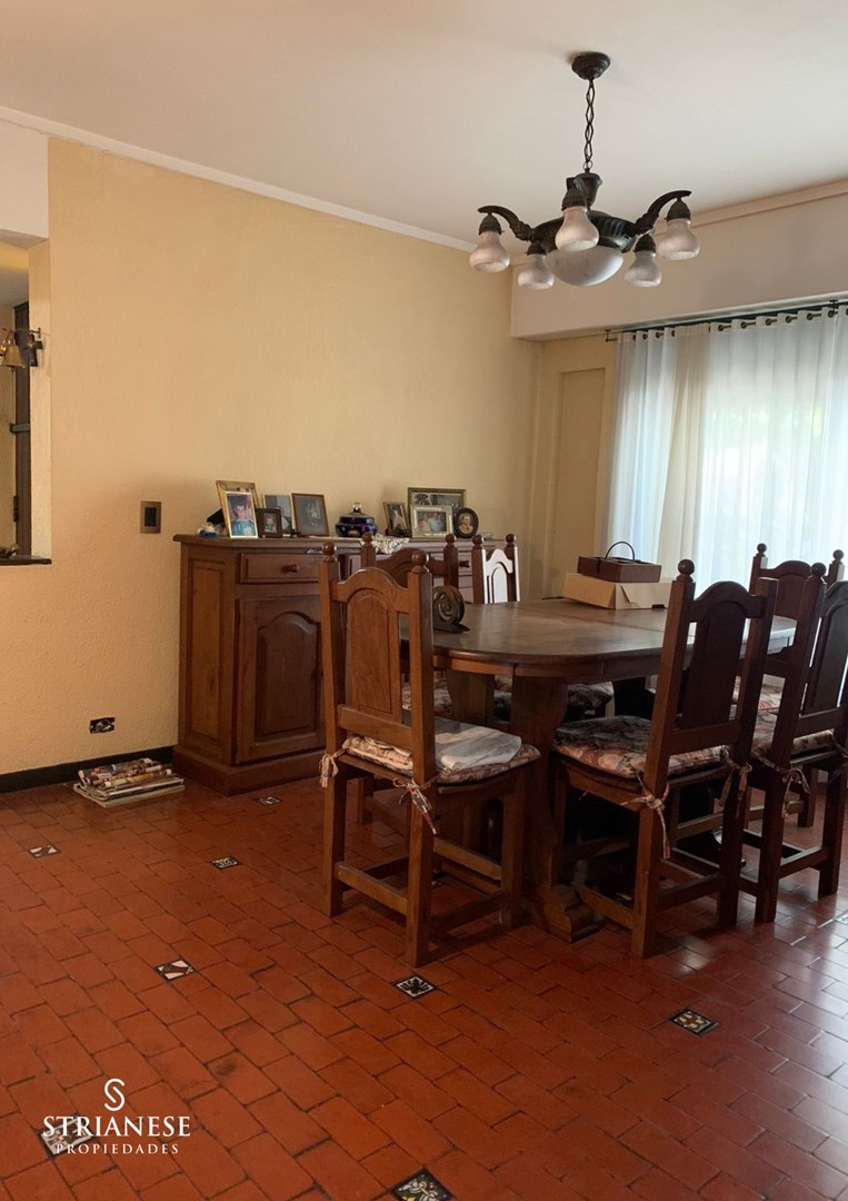 #5046328 | Venta | Casa | Lomas De Zamora (Strianese Propiedades)