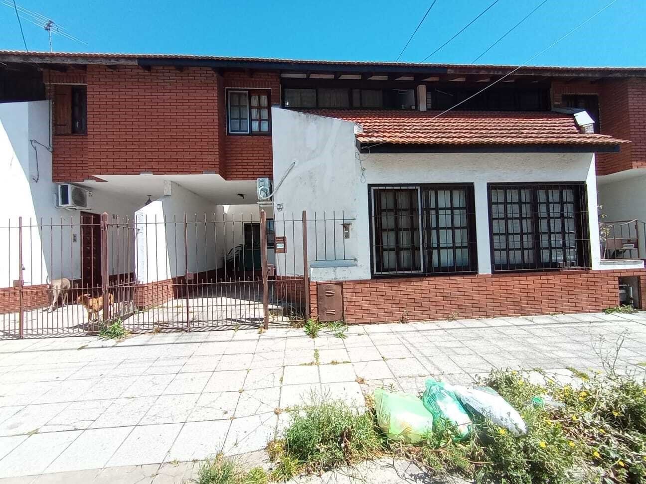 #5458789 | Venta | Casa | Bernal (Svencen Propiedades)