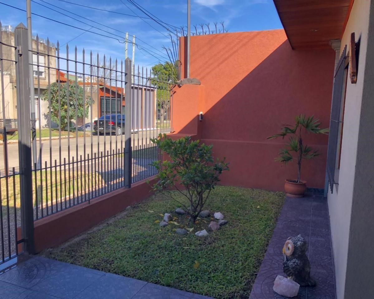 #4801239 | Venta | Casa | Quilmes Oeste (Silvina Vera Propiedades)