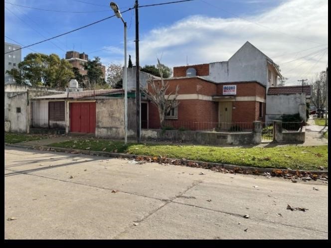 #4801267 | Venta | Casa | Quilmes Oeste (Silvina Vera Propiedades)