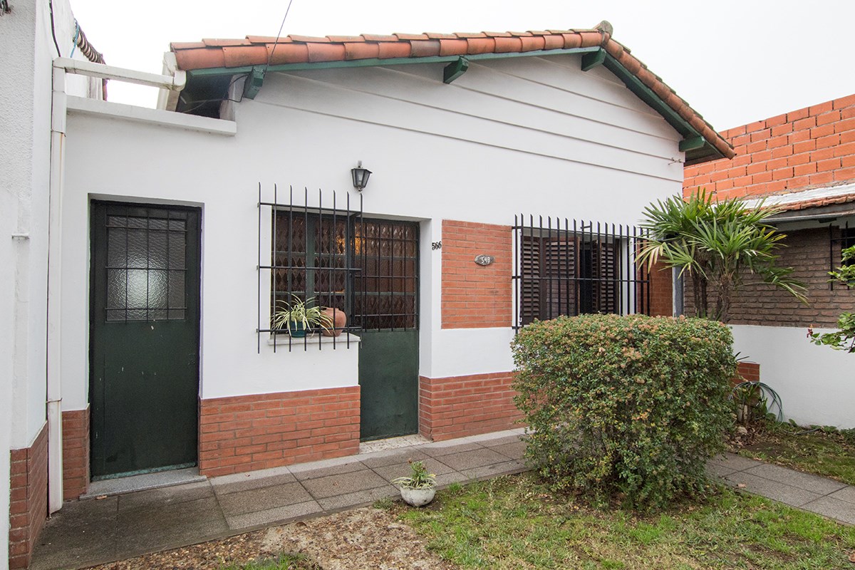 #3224791 | Venta | Casa | Boulogne (Guzzi Propiedades)