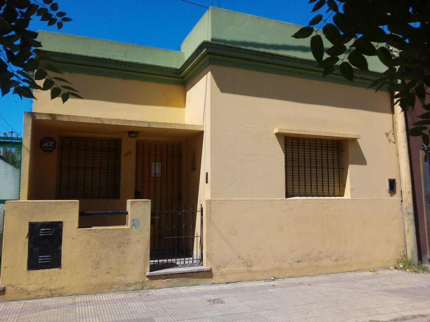 #5491048 | Alquiler | Casa | La Plata (Operaciones Inmobiliarias Viviana Cano)