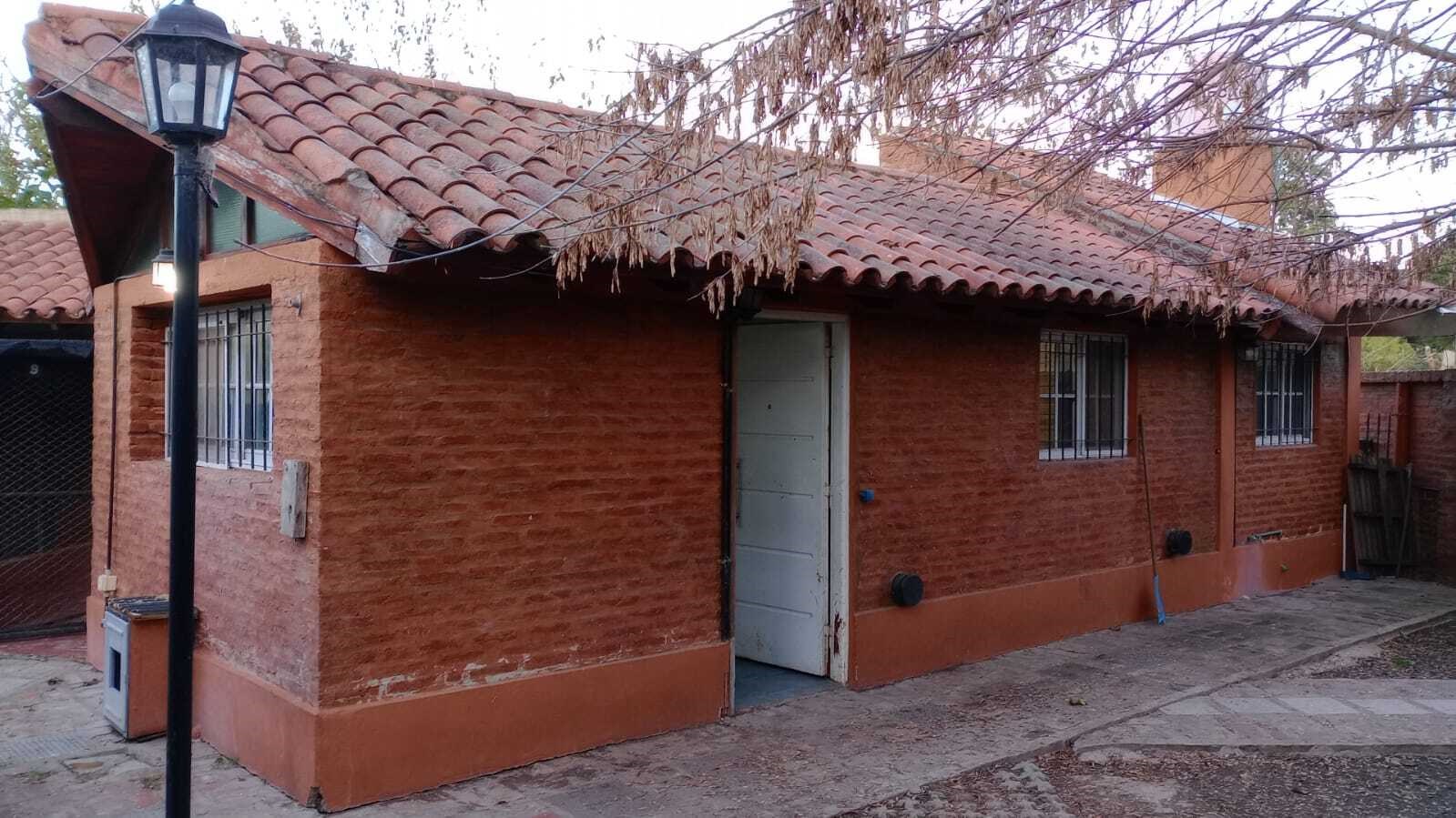 #5498250 | Alquiler | Casa | Argentina (Operaciones Inmobiliarias Viviana Cano)