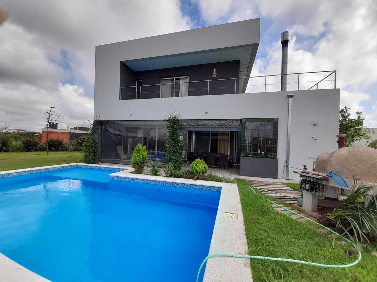 #4734492 | Alquiler | Casa | El Cantón - Barrio Golf (Delta Propiedades)