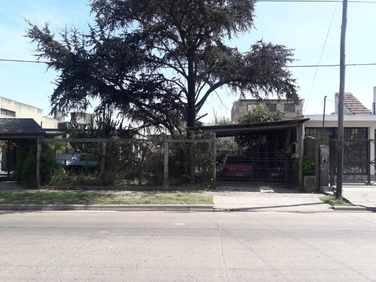 #2334667 | Venta | Casa | Burzaco (Adriana Perrotta Propiedades)