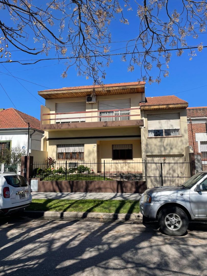 #5403868 | Venta | Casa | Villa Ballester (Inmobiliaria Alemana)