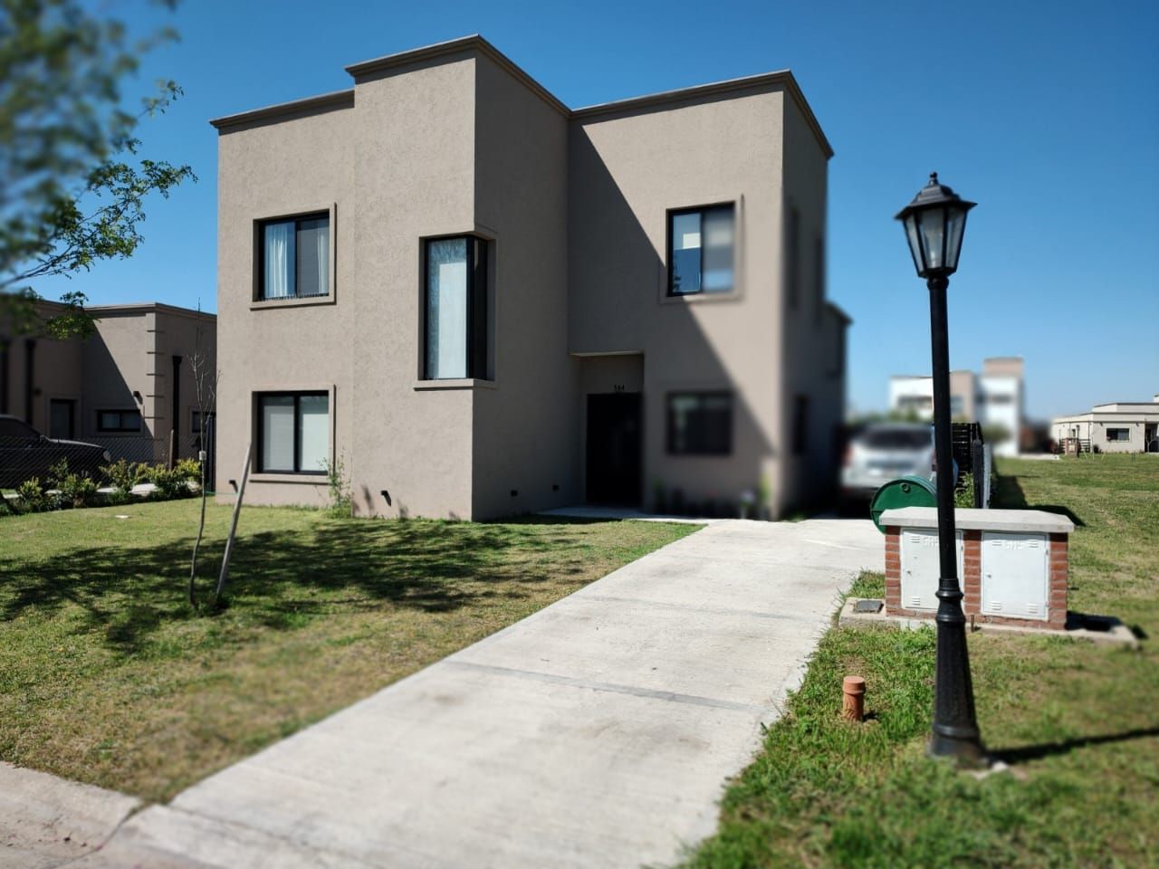 #4886324 | Alquiler | Casa | Zelaya (Antonini Modet Negocios Inmobiliarios)