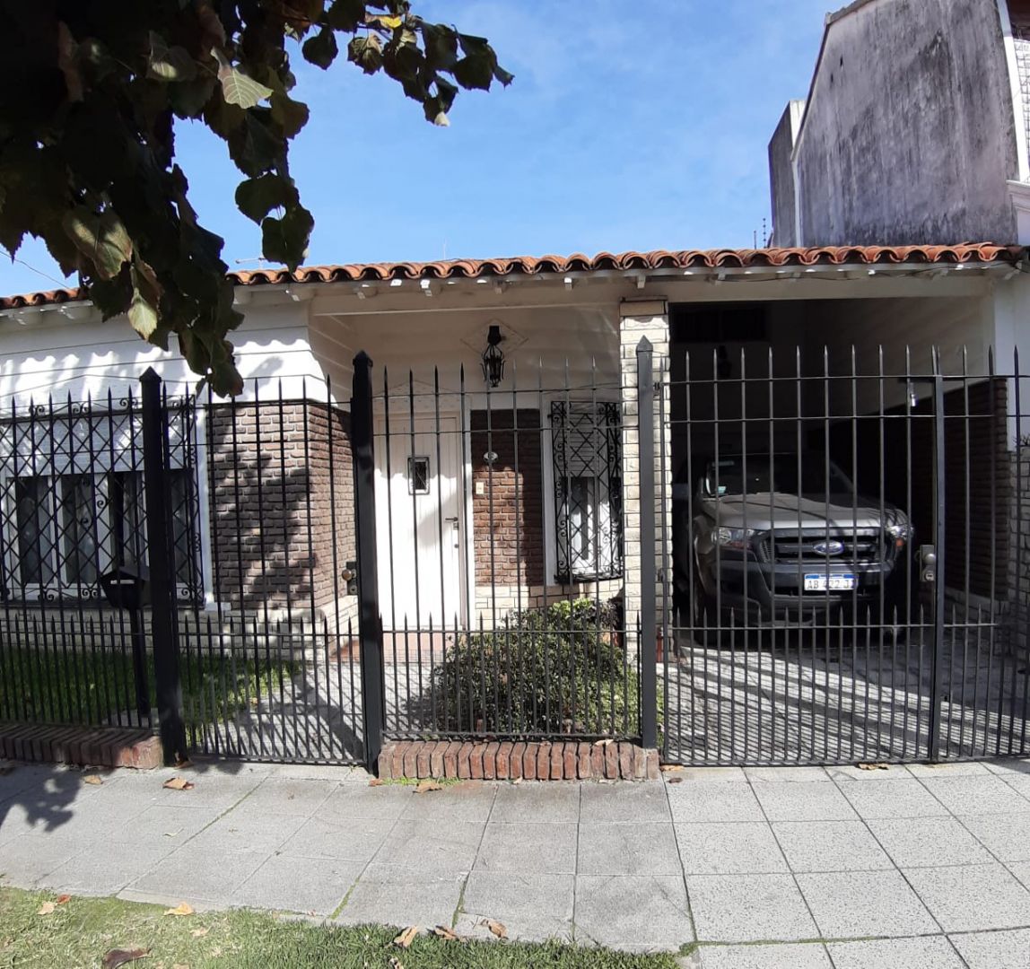 #3136131 | Venta | Casa | Bernal (Andrea Cecilia Nuñez)