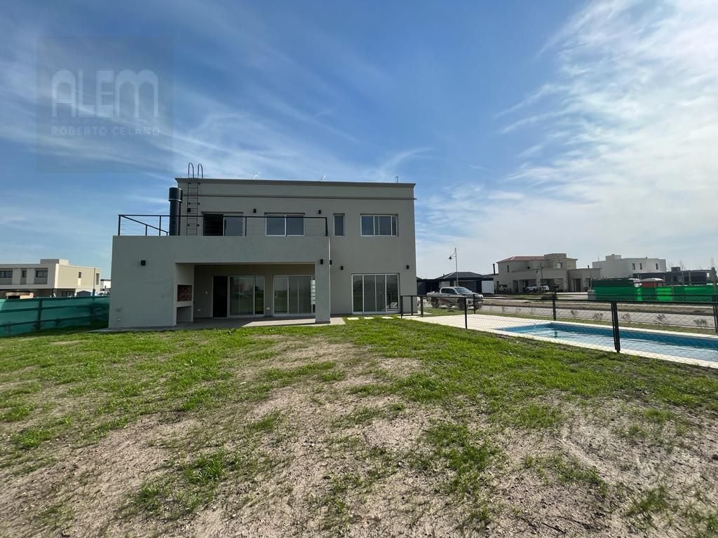 #5334785 | Sale | House | Canning (Alem Propiedades - Roberto Celano)