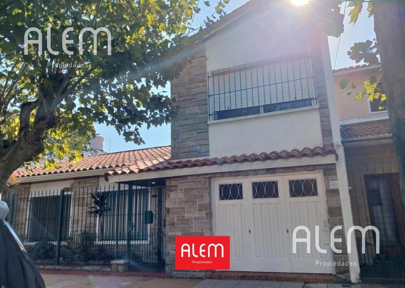 #5334885 | Venta | Casa | Lomas De Zamora (Alem Propiedades - Roberto Celano)