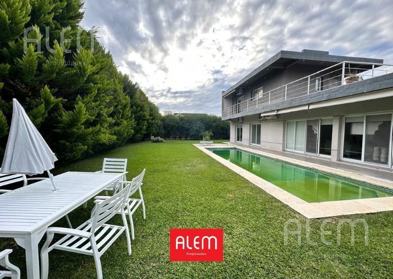 #5365874 | Alquiler | Casa | Malibu (Alem Propiedades - Roberto Celano)