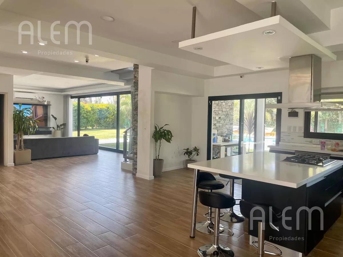 #5367466 | Alquiler | Casa | Malibu (Alem Propiedades - Roberto Celano)