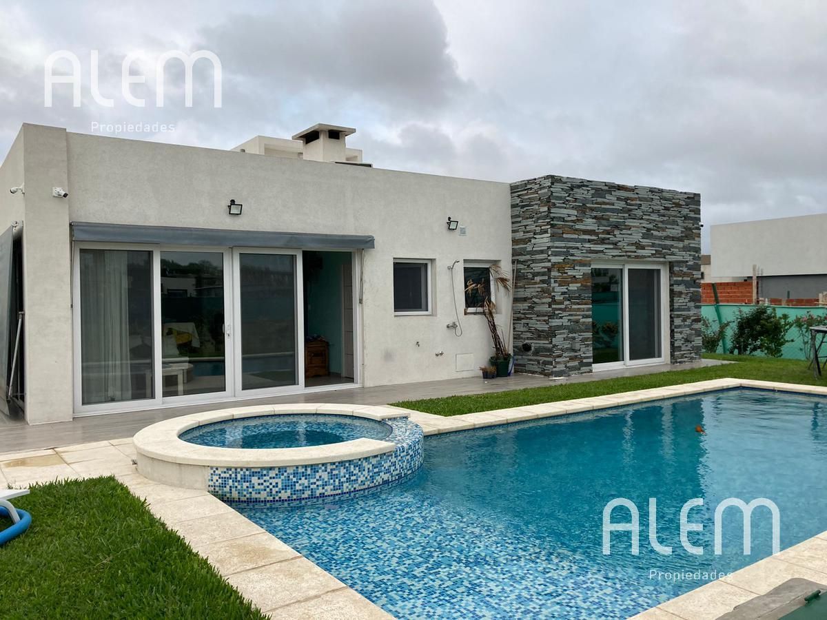 #5413219 | Temporary Rental | House | Echeverria Del Lago (Alem Propiedades - Roberto Celano)