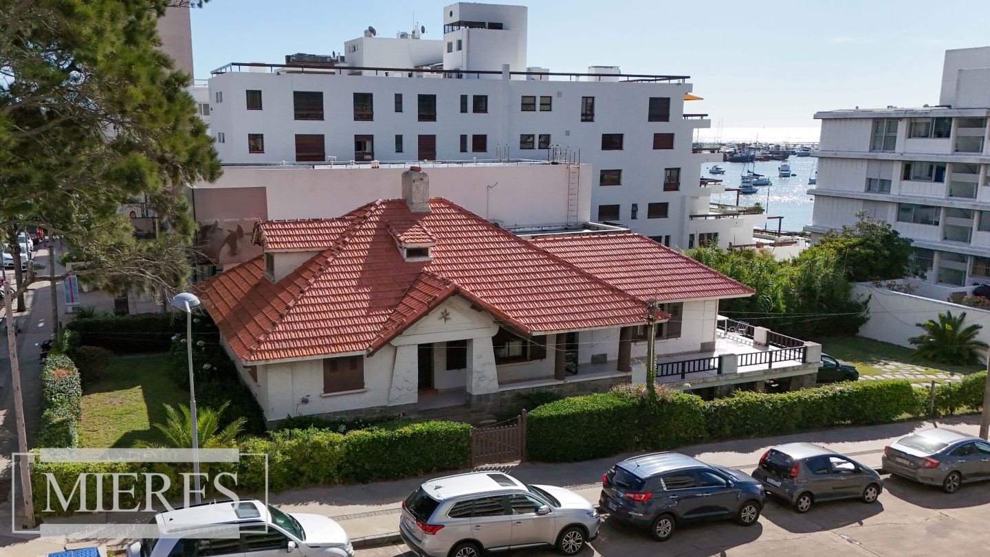 #4885684 | Venta | Casa | Punta del Este (Antonio Mieres)