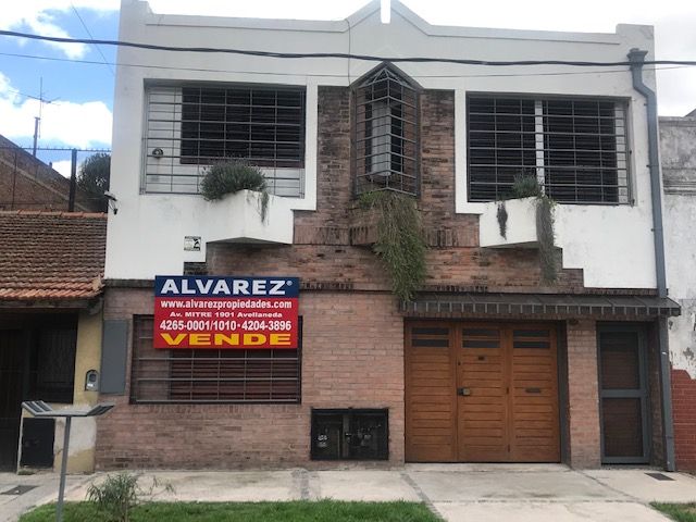 #5356349 | Sale | House | Avellaneda (Alvarez Propiedades)