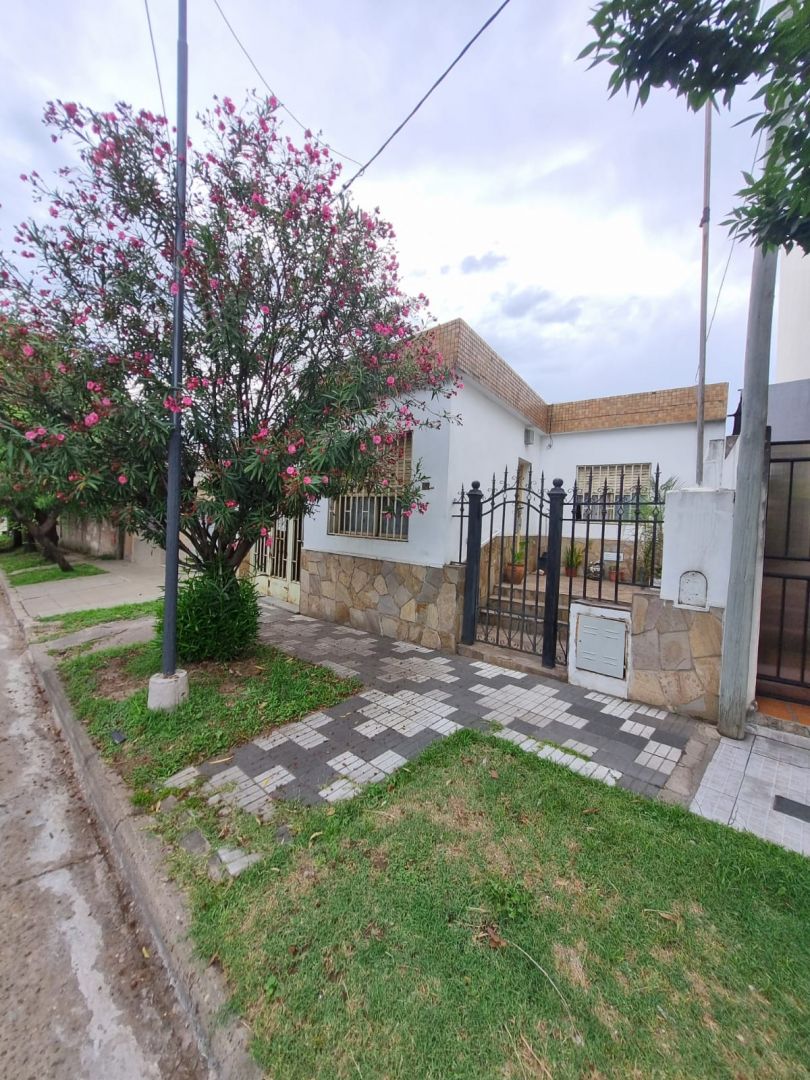 #5462556 | Venta | Casa | Zona Delta Gualeguaychu (Roberto E. Bernardi)