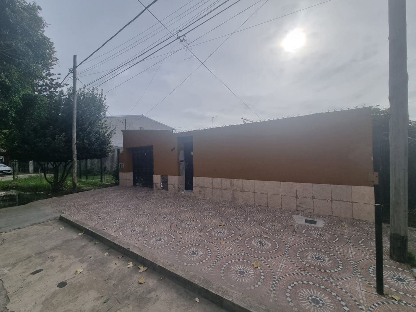 #5362187 | Venta | Casa | Berazategui (Cristian Montenegro Negocios Inmobiliarios)