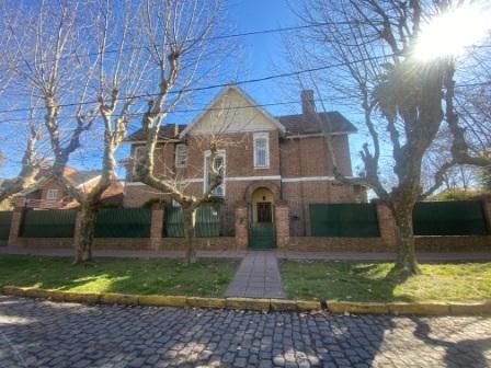 #5356562 | Venta | Casa | Temperley (Duchini Propiedades)