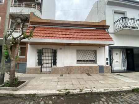 #5375025 | Venta | Casa | Temperley (Duchini Propiedades)