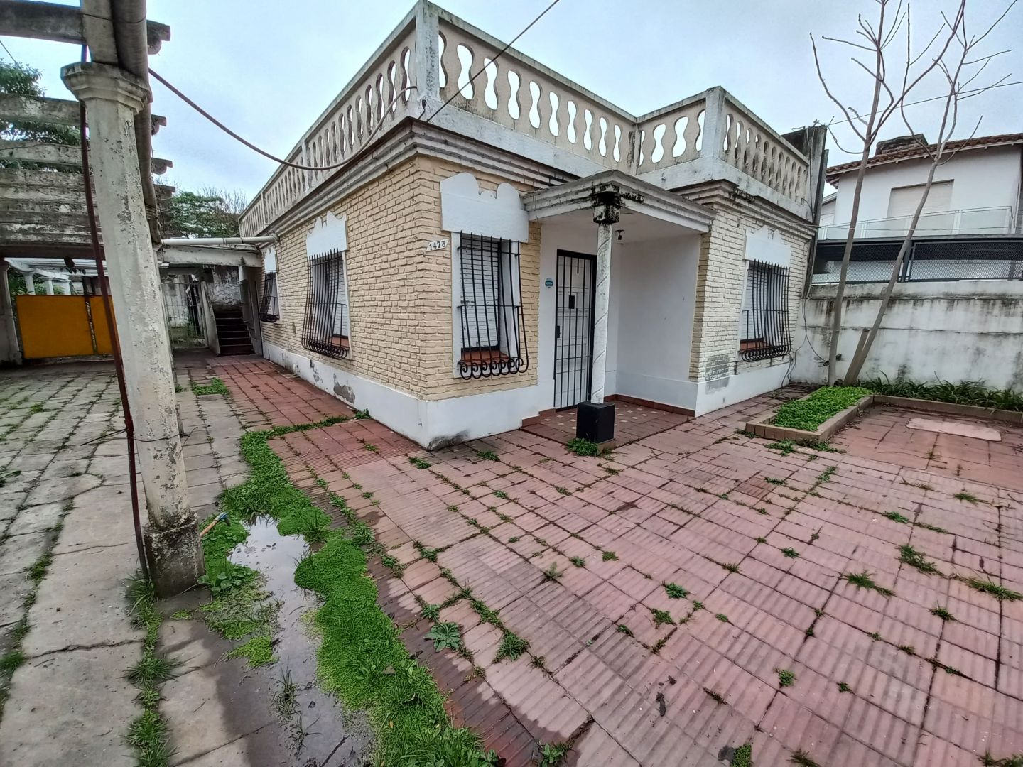 #5424753 | Alquiler | Casa | Rafael Calzada (Duarte e hijos)