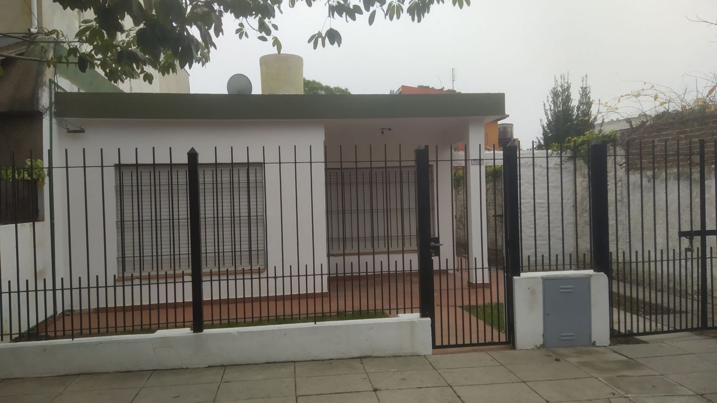 #5207746 | Sale | House | Jose Marmol (Duarte e hijos)