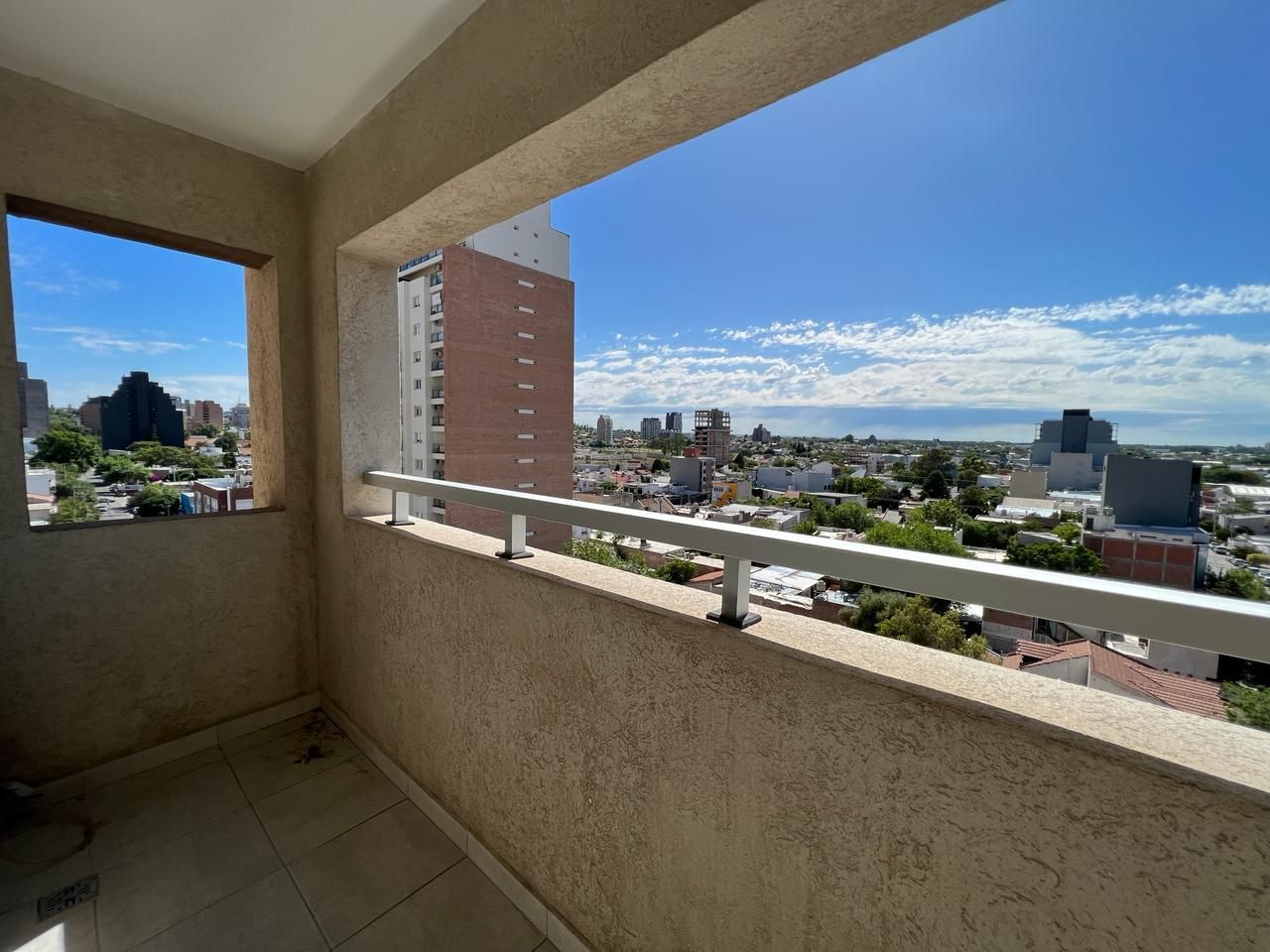 #5361967 | Alquiler | Departamento | Centro (Deka Inmobiliaria)