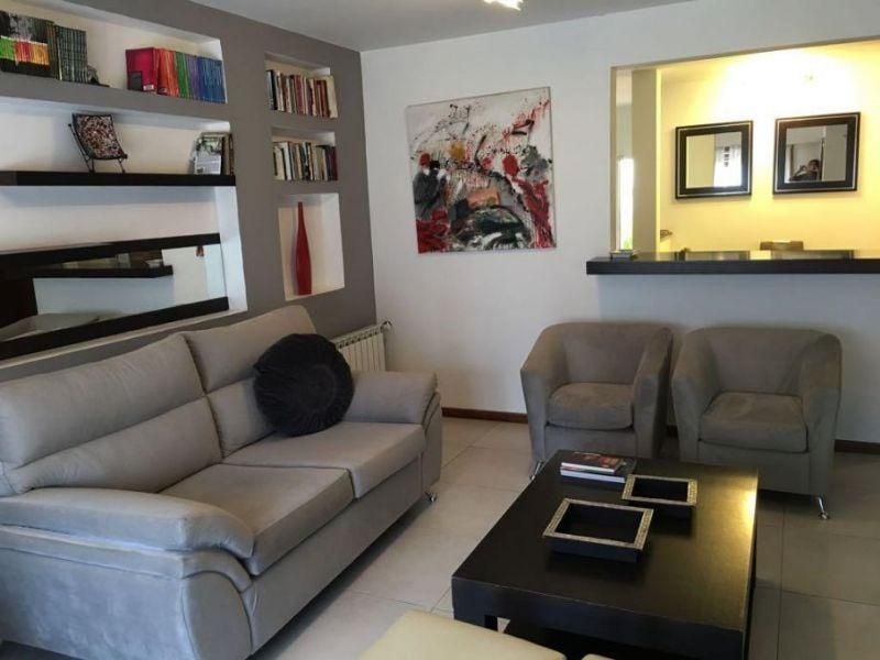 #1061095 | Venta | Casa | Quilmes (Dono Propiedades)