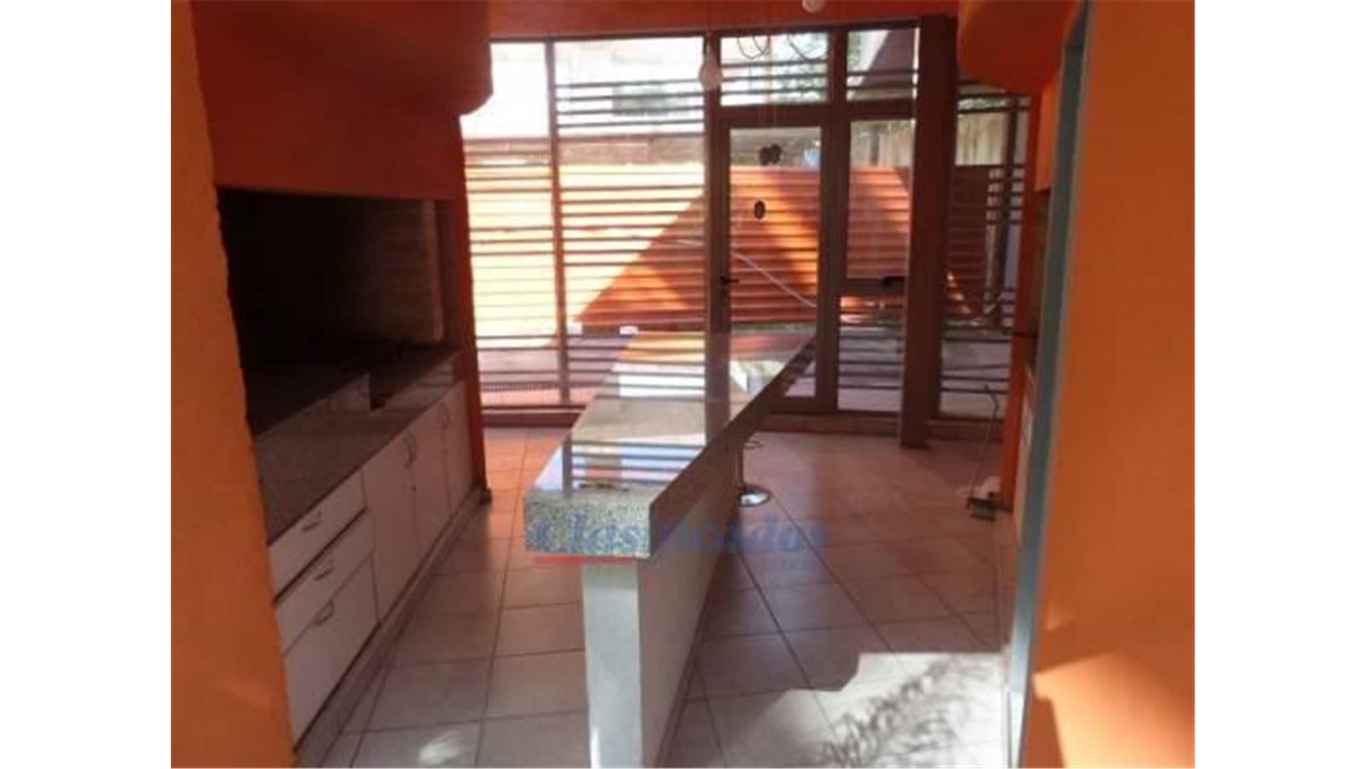 #504800 | Venta | Casa | Cordoba (Tea Funes Inmobiliaria)