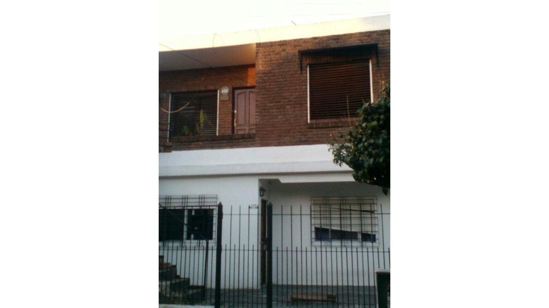 #512656 | Venta | Casa | Hurlingham (Daniel Carreño Propiedades)