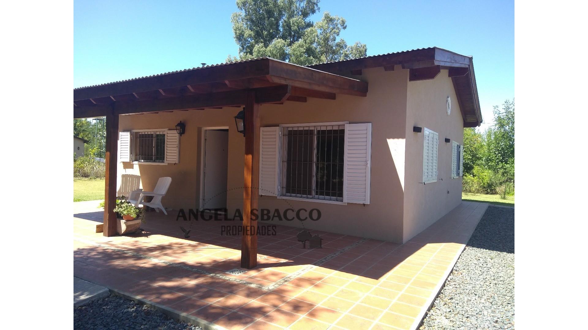 #2403653 | Venta | Casa | Exaltacion De La Cruz (Angela Sbacco)