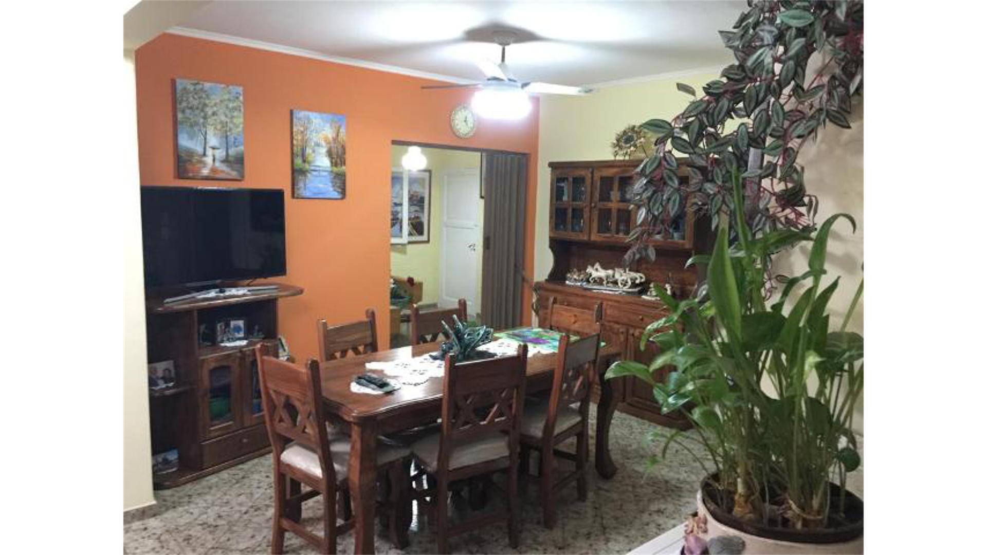 #910503 | Sale | House | San Francisco (Inmobiliaria Roberto Berardo)