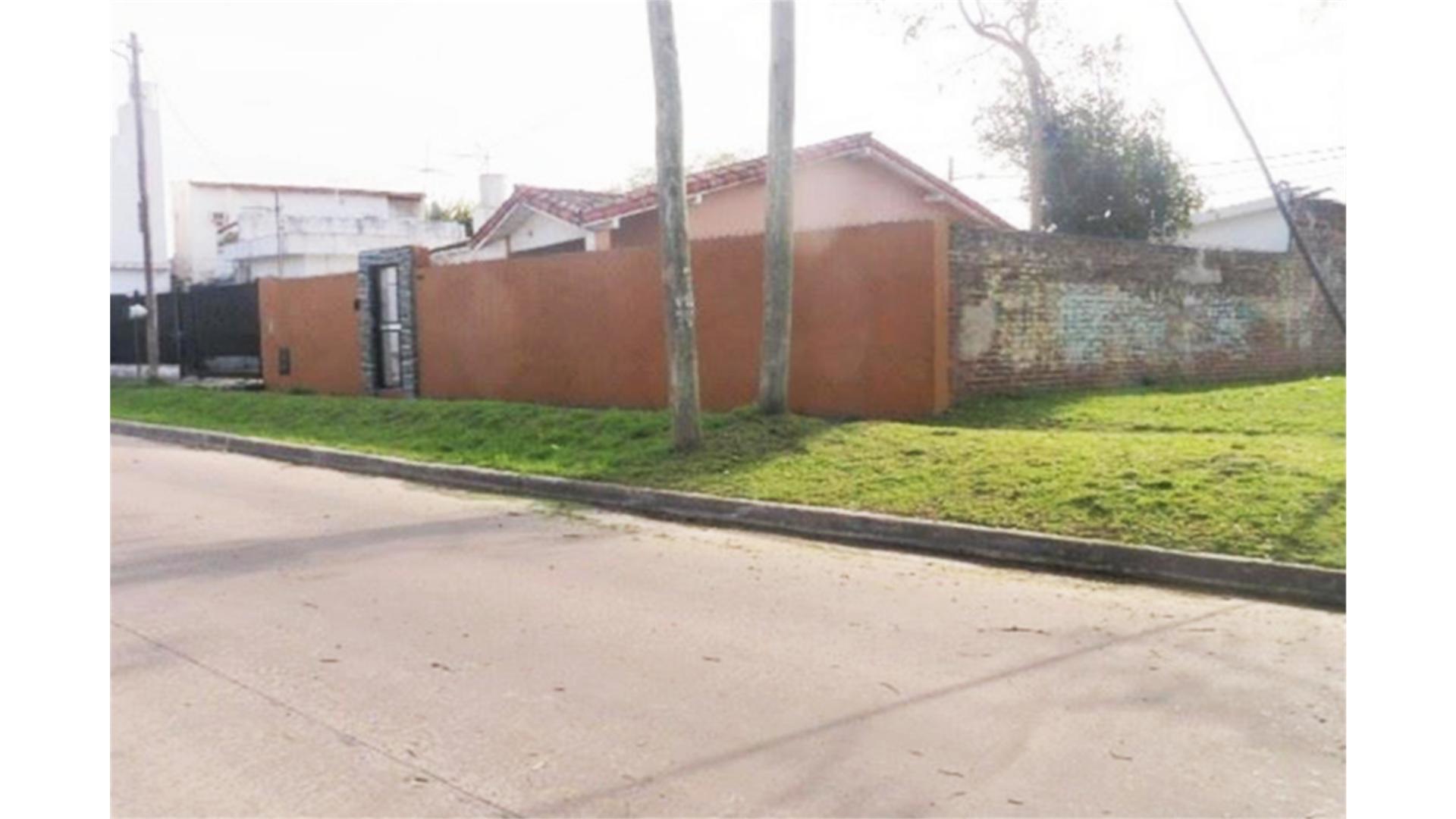 #897209 | Venta | Casa | Ituzaingó (Marta Rossi  Propiedades)