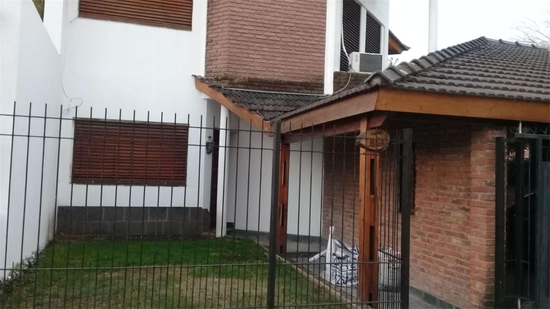 #913130 | Venta | Casa | Moreno (Penas Propiedades)