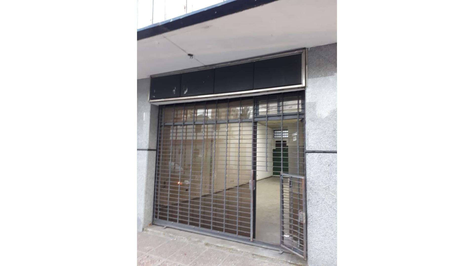 #1236996 | Alquiler | Local | Quilmes (Alma Di Matteo Servicios Inmobiliarios)