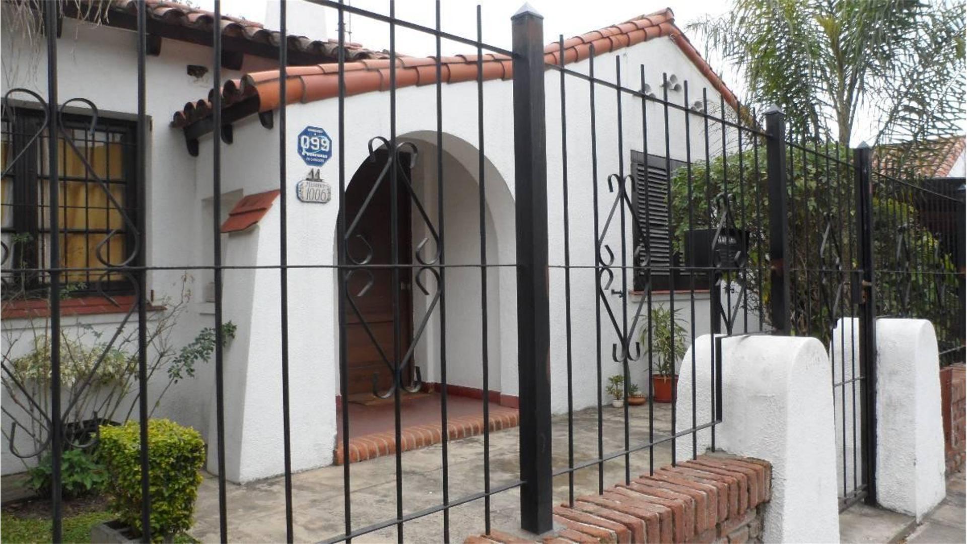 #895696 | Venta | Casa | San Isidro (Llermanos  Propiedades)