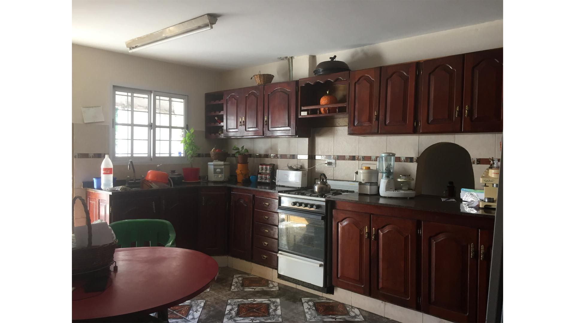 #898216 | Venta | Casa | Ituzaingó (Inmobiliaria Carlucci)