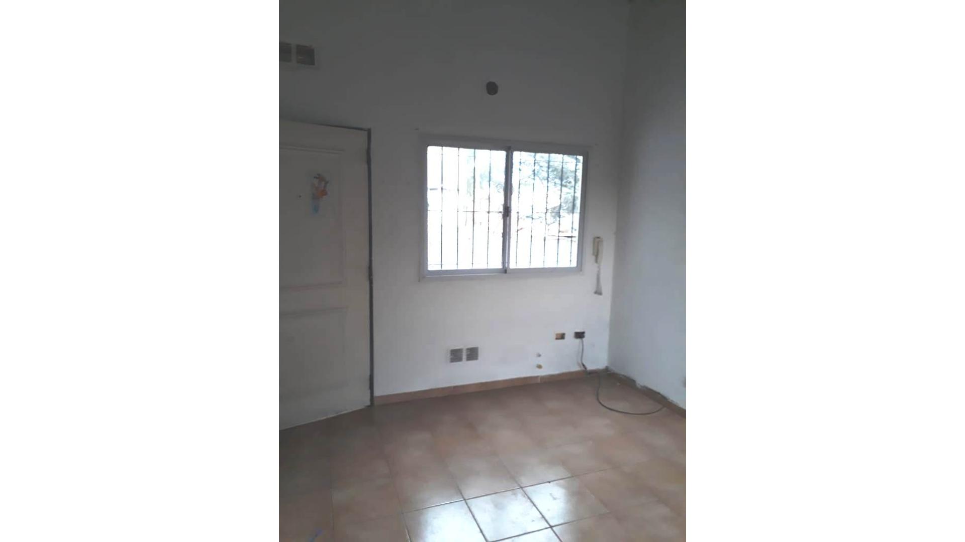 #1349722 | Alquiler | PH | General San Martin (J. Alonso Inmobiliaria)