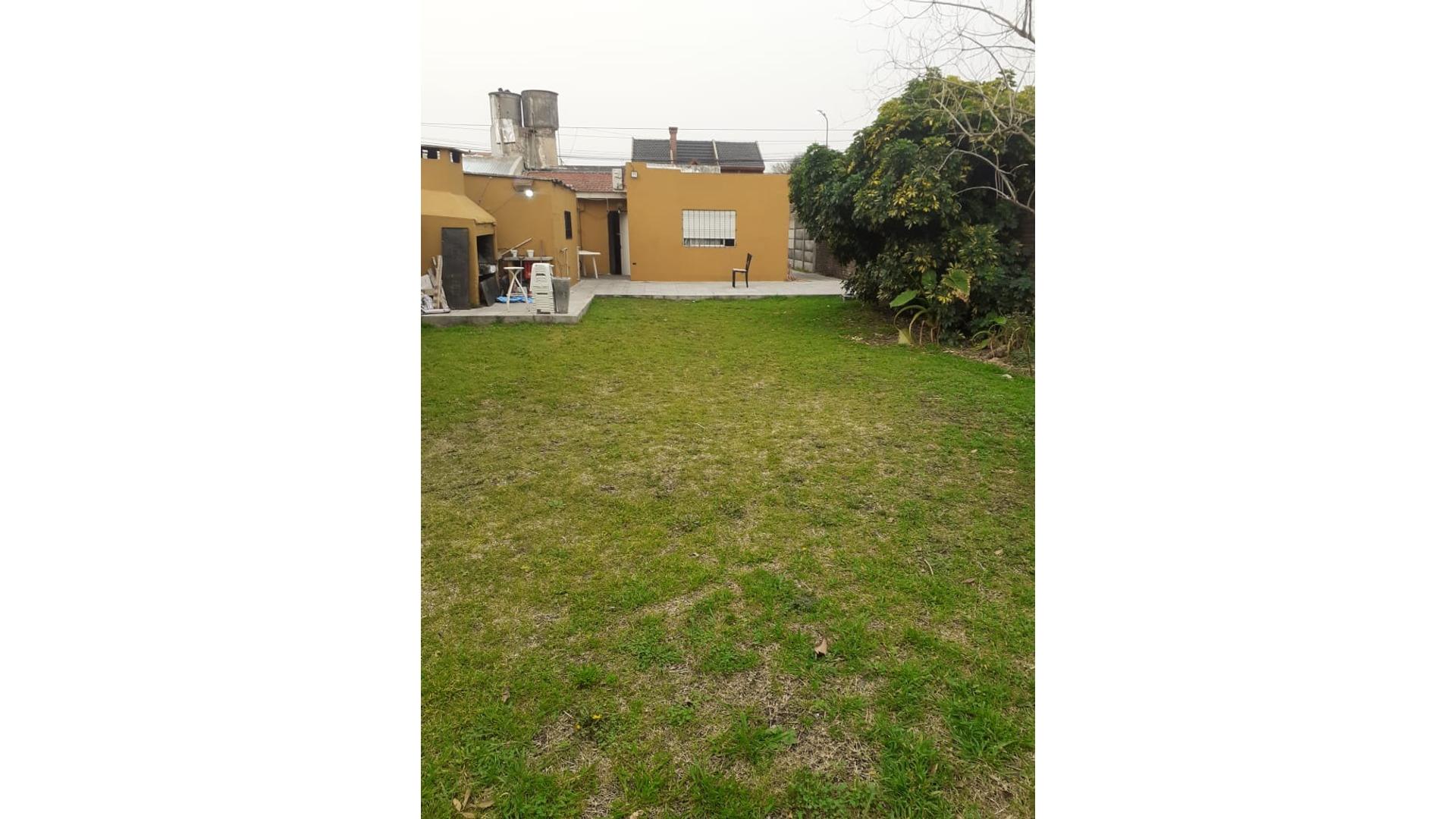 #1396070 | Venta | Local | Merlo (Club House Propiedades)