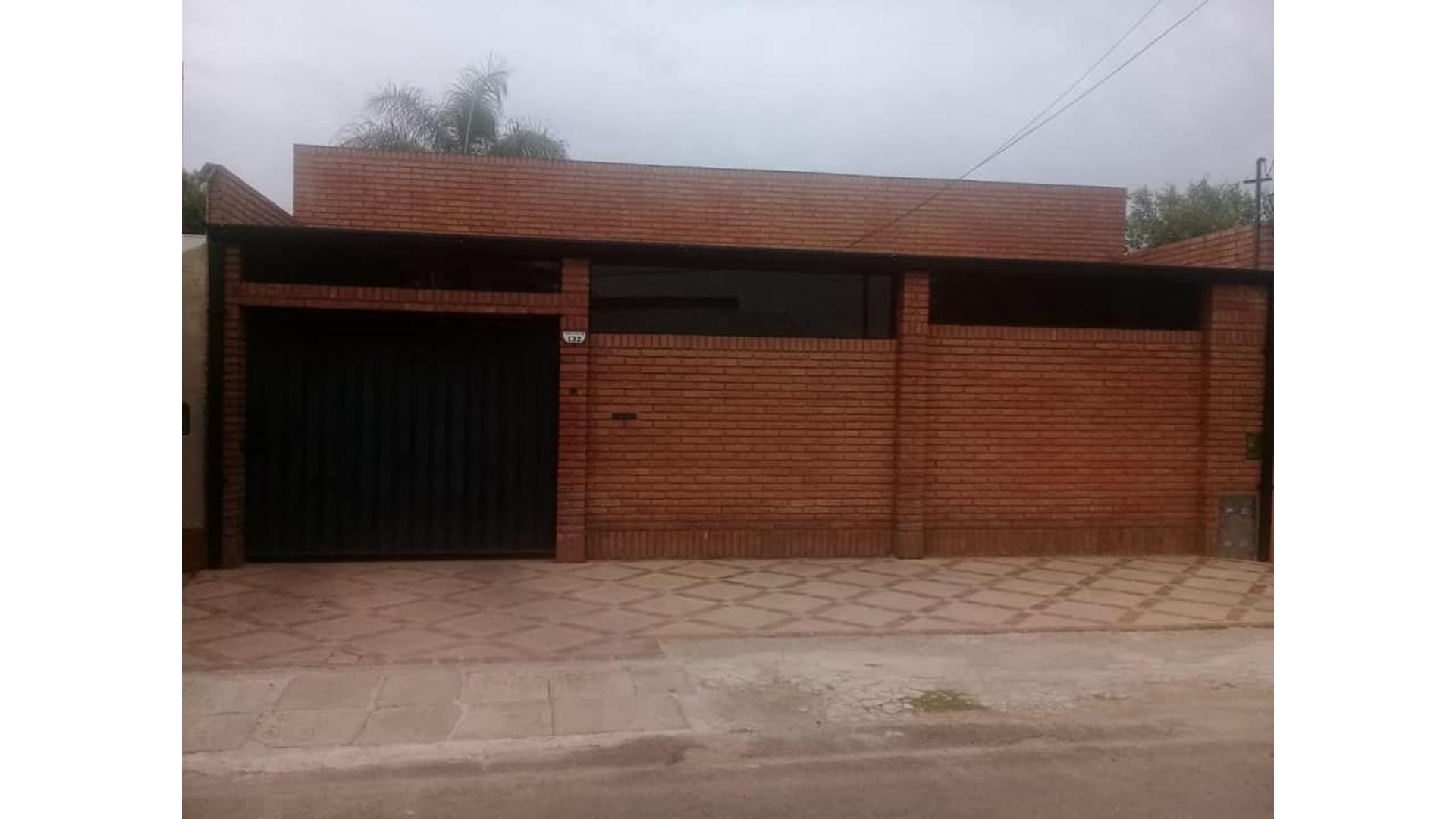 #1474610 | Venta | Casa | Campana (Sandra Vidal Propiedades)