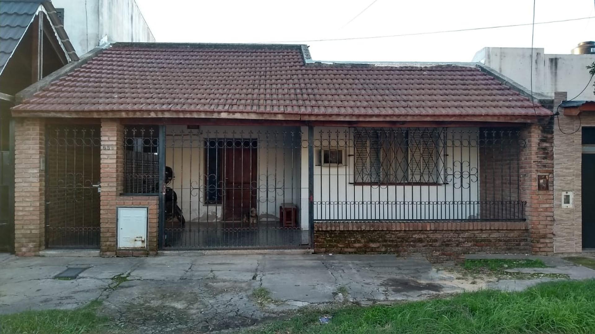 #1929300 | Venta | Casa | Villa Gobernador Galvez (Fabian Conte Gestión Inmobiliaria)