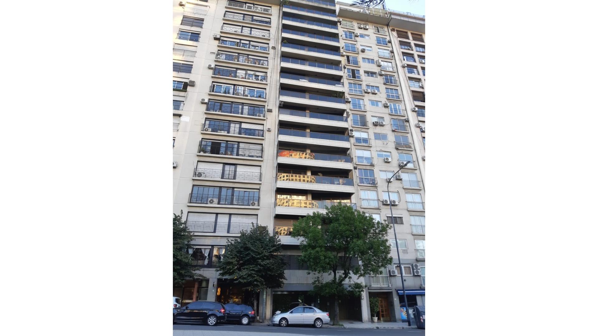 #2052749 | Sale | Apartment | Recoleta (Fogola Propiedades)