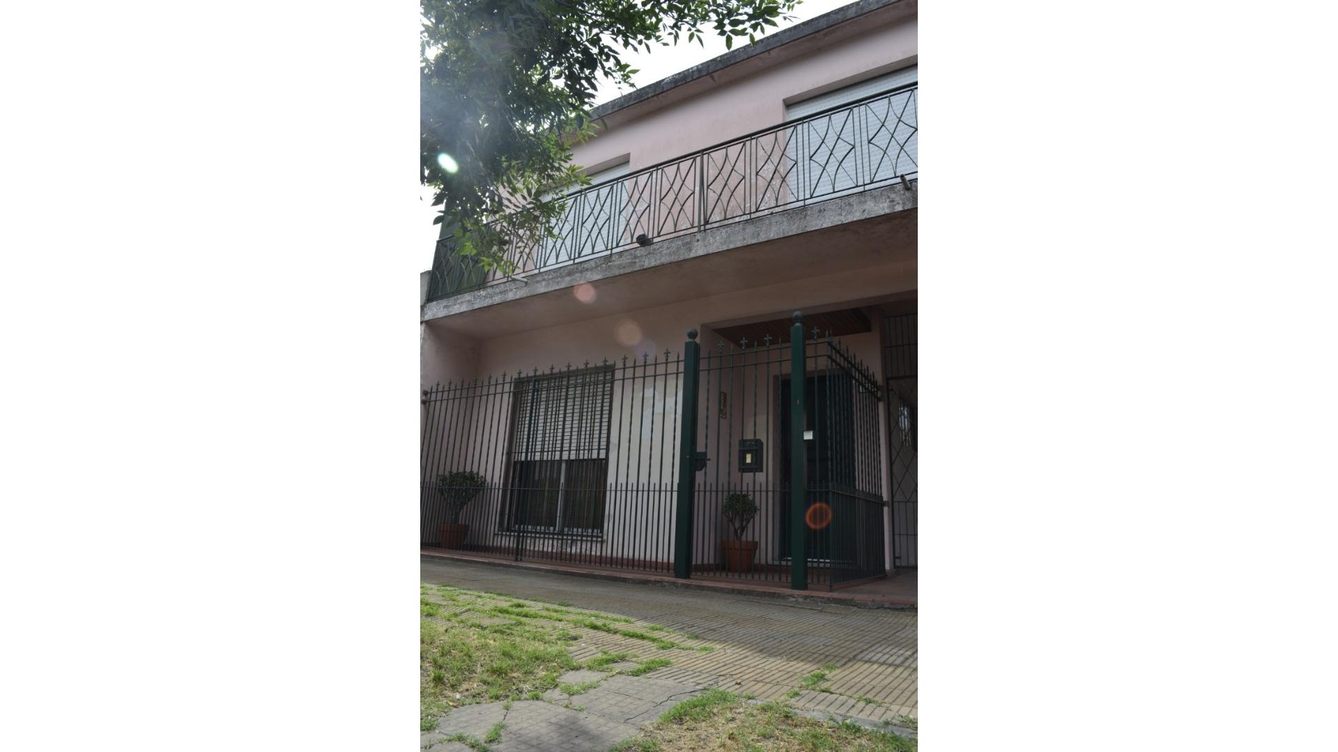 #2372893 | Venta | Casa | Ituzaingó (Bonardi Propiedades)