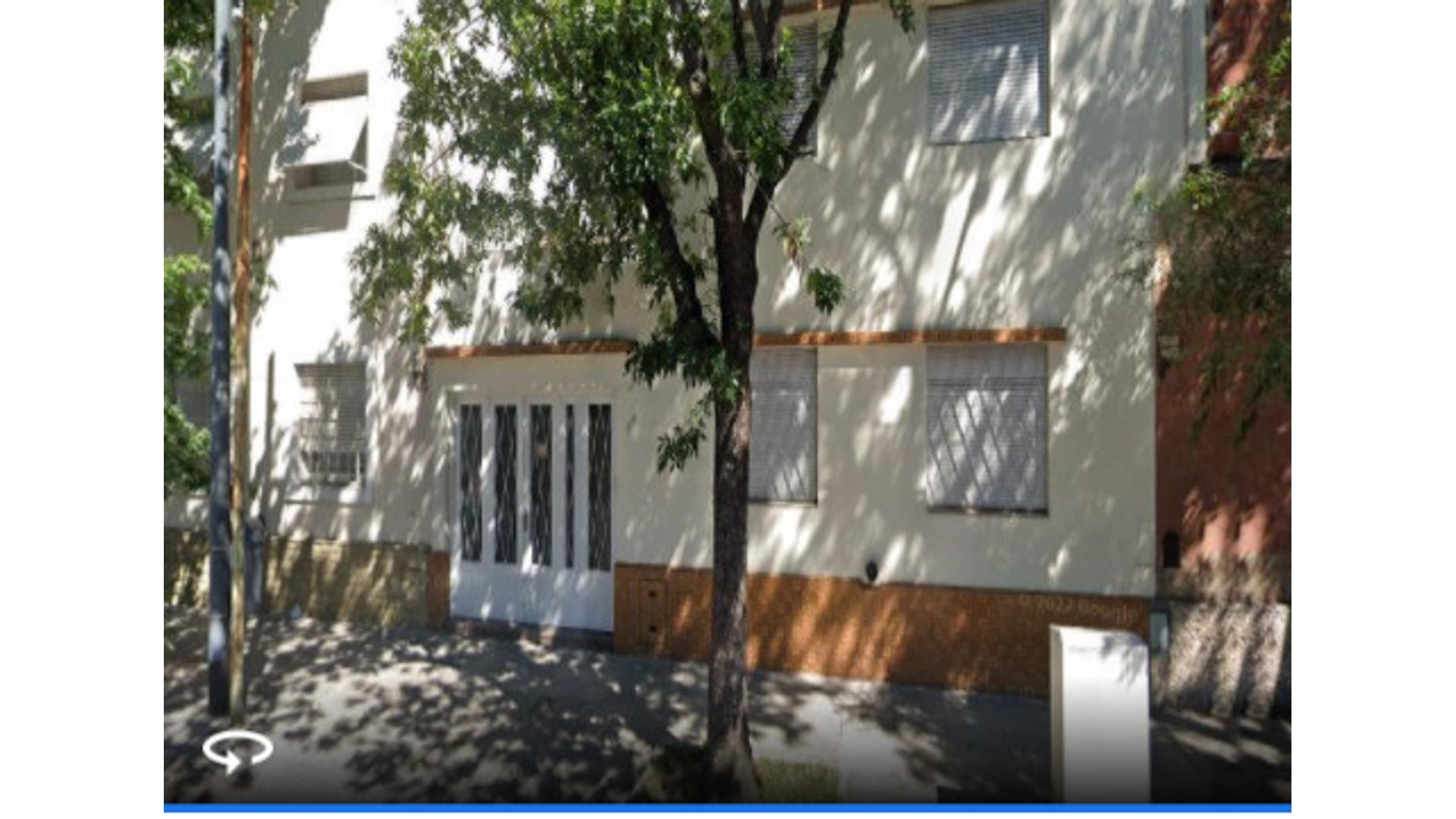 #3210513 | Venta | Casa | Coghlan (Silvia Souza Tomé Negocios Inmobiliarios)