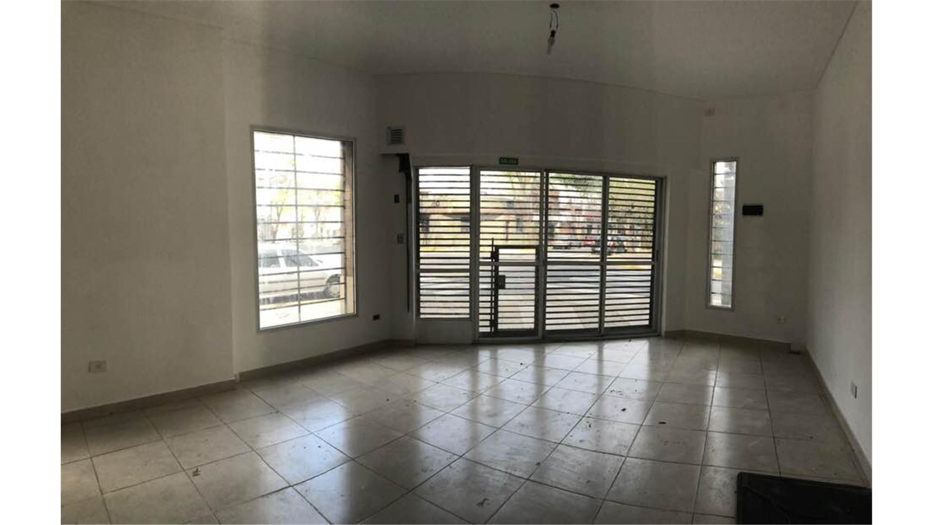 #2728113 | Venta | Casa | Resistencia (Finques Inmobiliaria)