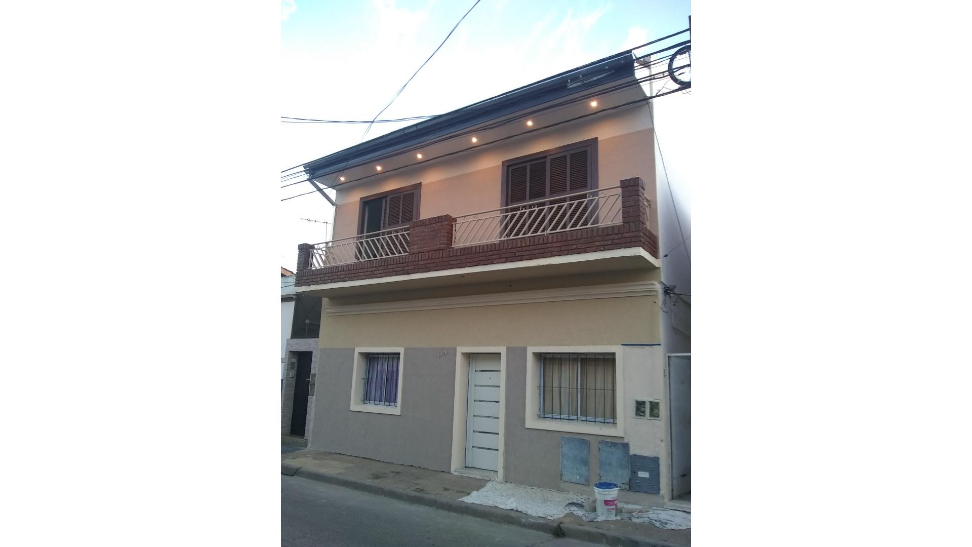 #2515394 | Venta | PH | Moron (MONTAÑO FELIPE ESTUDIO INMOBILIARIO)