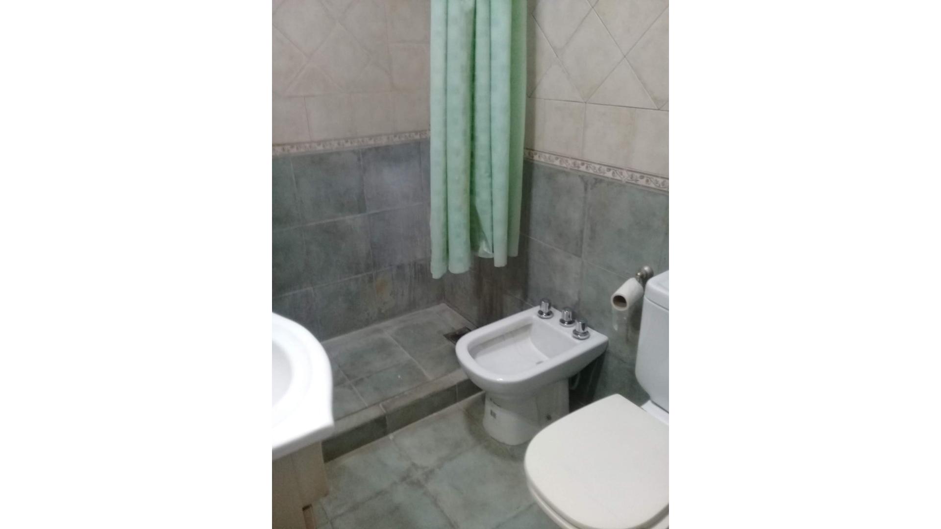 #3185241 | Venta | Edificio | Moreno (Mosca  Propiedades)