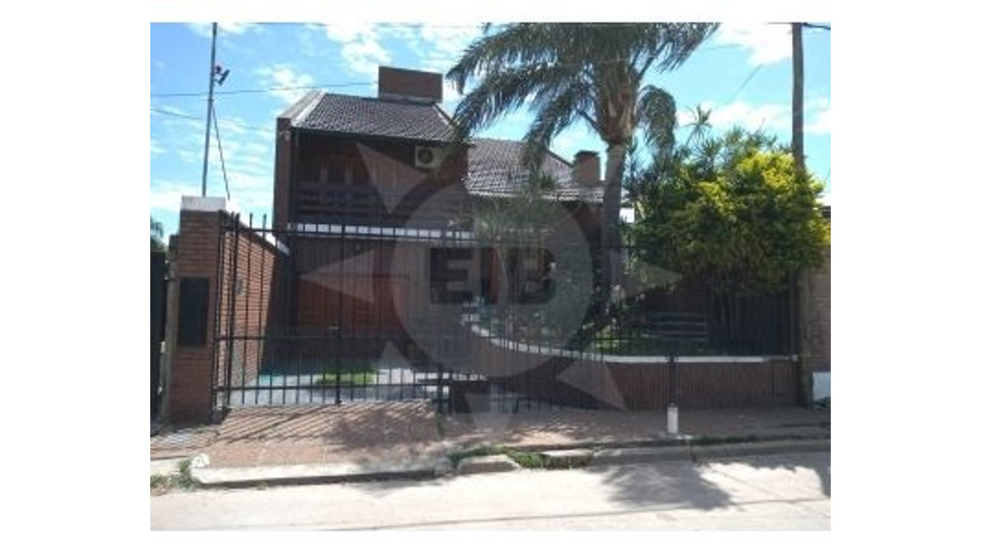 #4905528 | Venta | Casa | Santa Fe (EMPRENDIMIENTOS INMOBILIARIOS BARBIER)