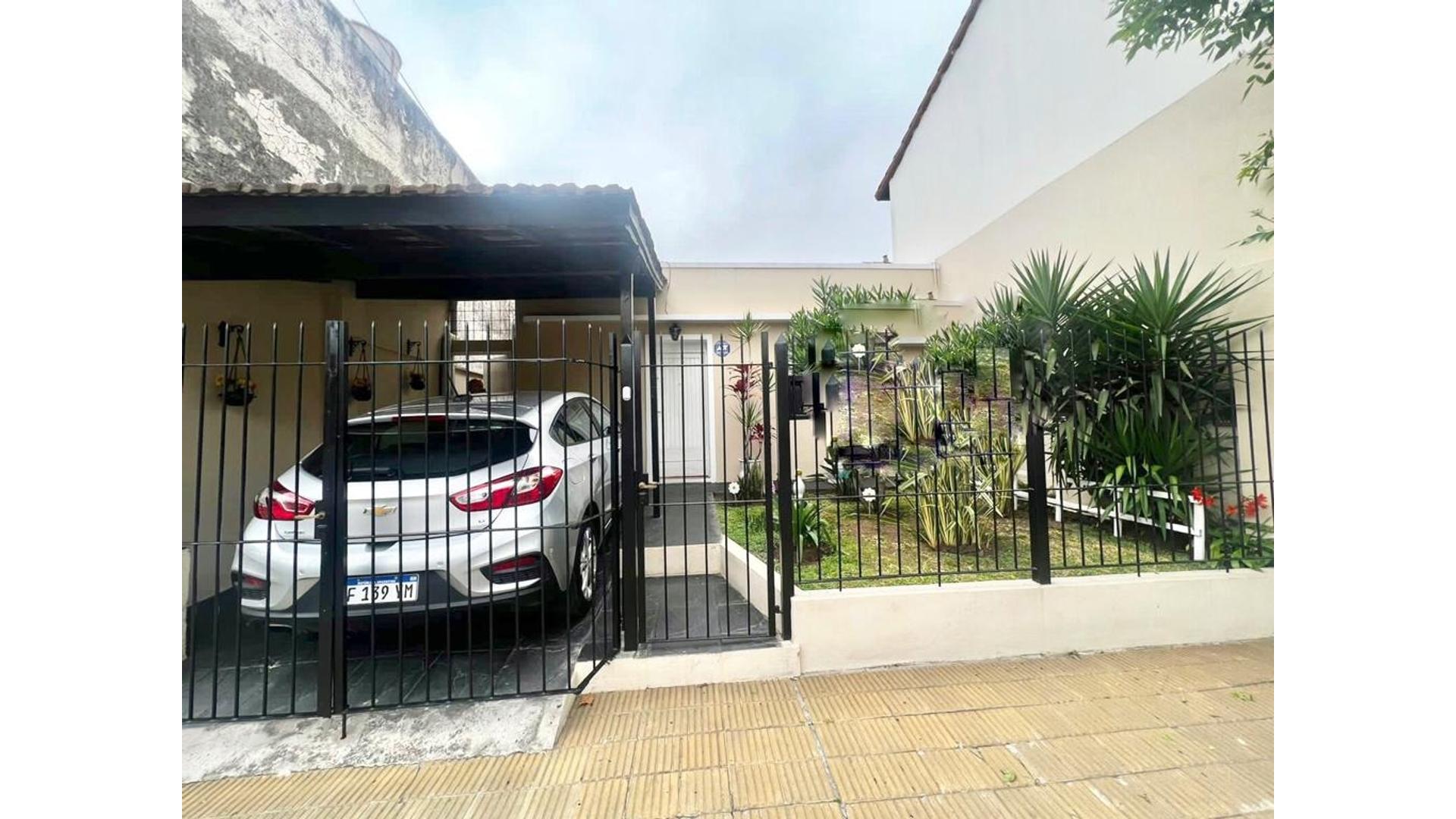 #3215617 | Venta | Casa | Moron (Corigliano Propiedades)