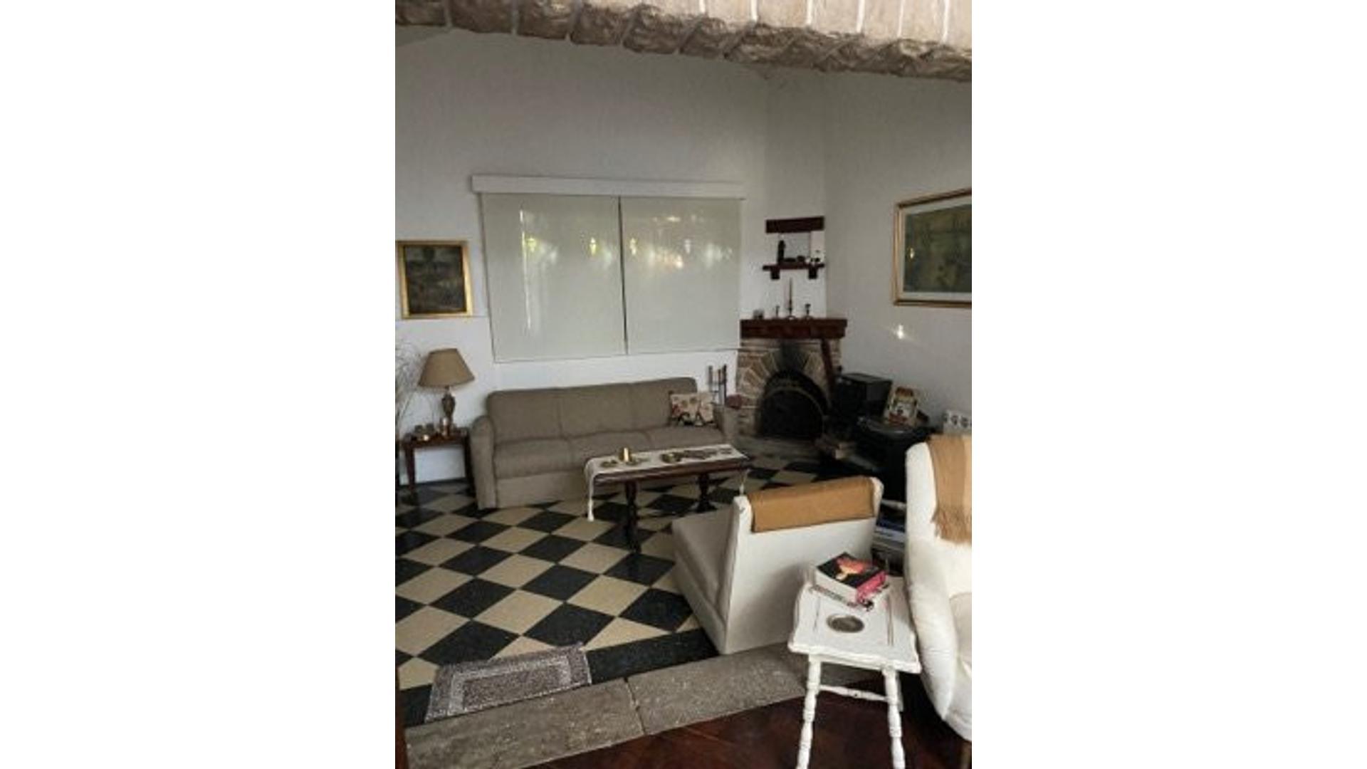 #4611042 | Venta | Casa | Mar Del Plata (GAUSACHS PROPIEDADES)