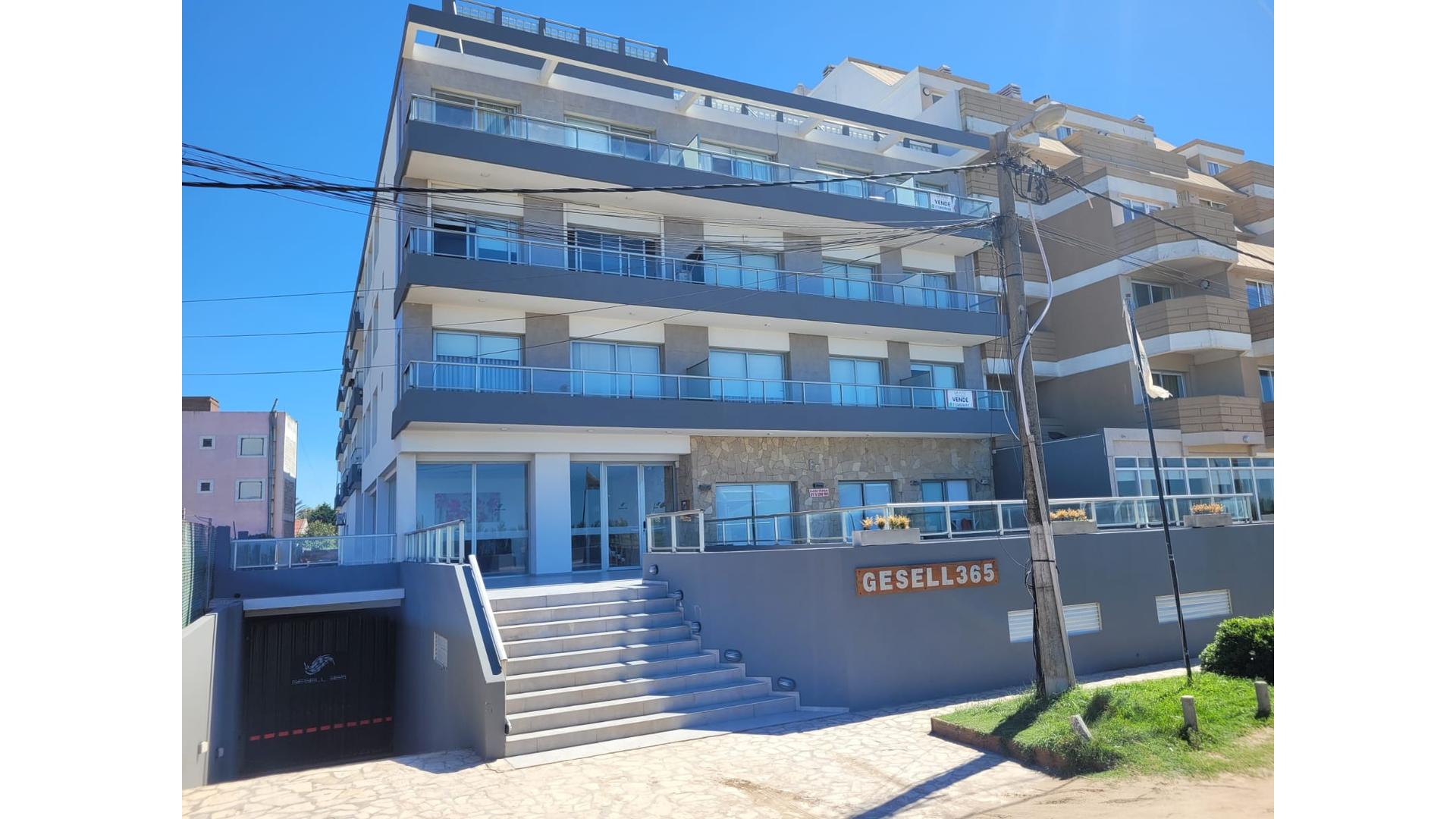 #3250405 | Venta | Cochera | Villa Gesell (Adami Propiedades)